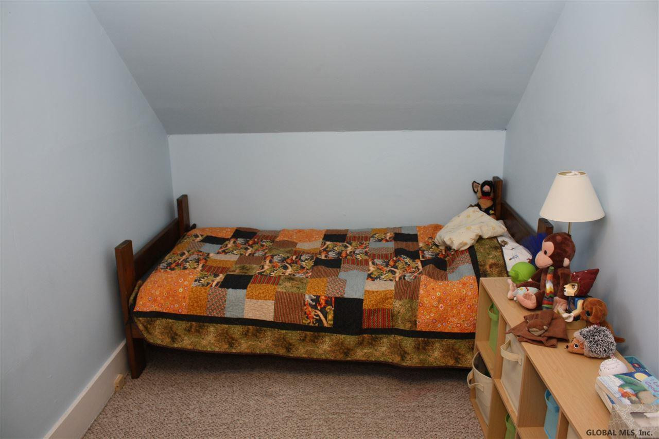 17 Lansing Road South Schenectady, NY 12304 - Photo 9 of 15 Photo 9