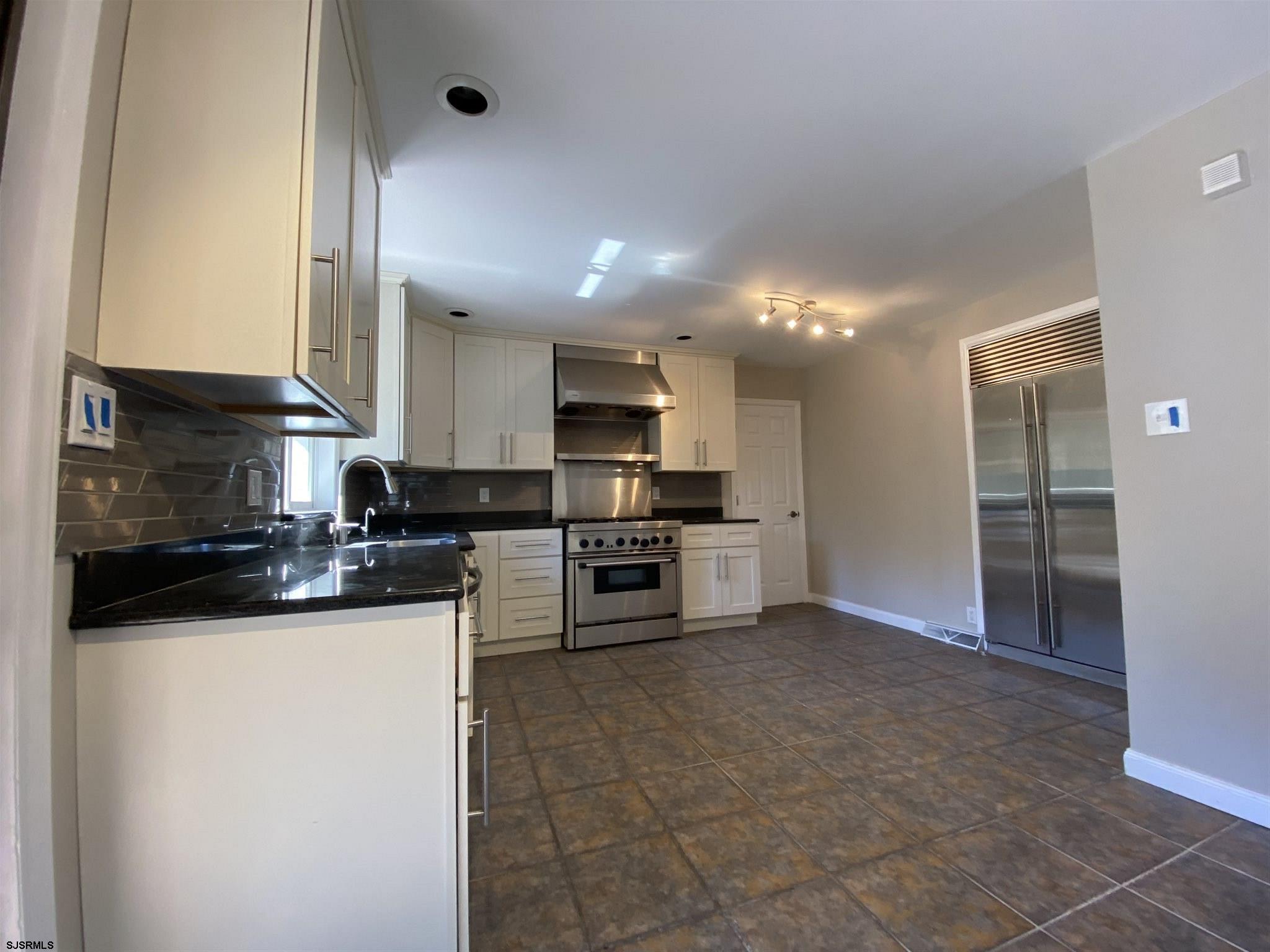 5009 Somers Point Road Mays Landing, NJ 08330 - Photo 12 of 25 Gallery Image 12