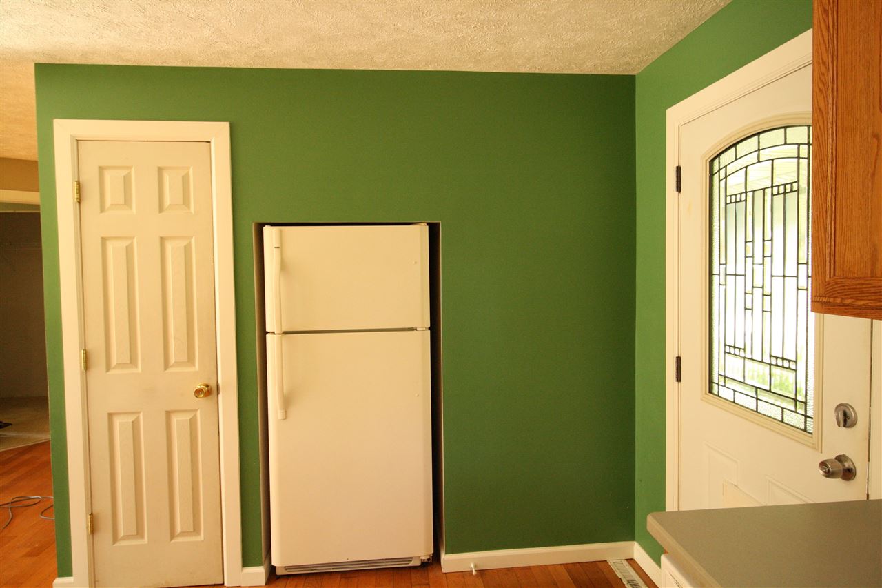 1711 South Coleman Road Shepherd, MI 48883 - Photo 9 of 23 1820382-8.JPG