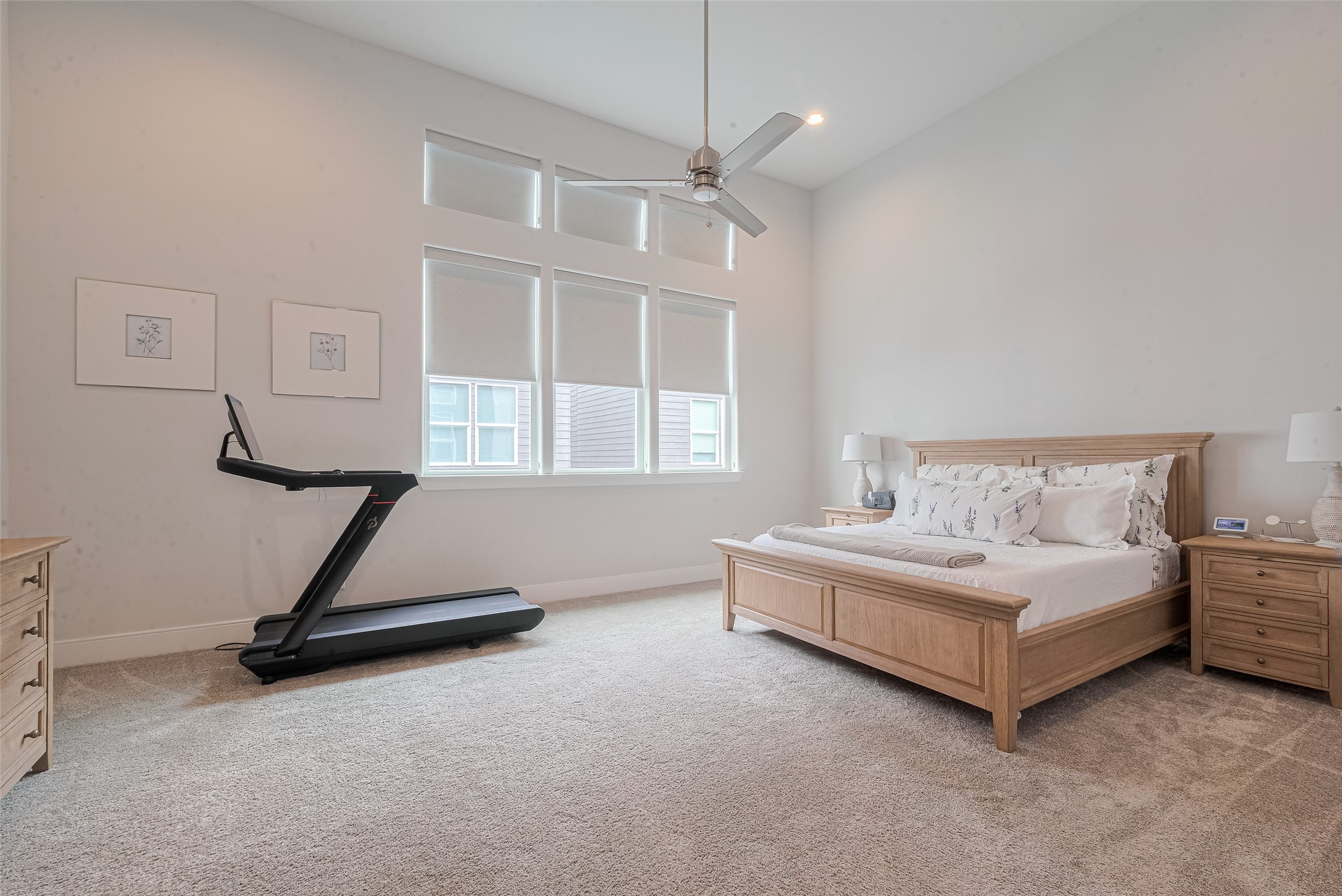 2608 Rusk Street Houston, TX 77003 - Photo 31 of 44 a spacious bedroom with a bed and a window