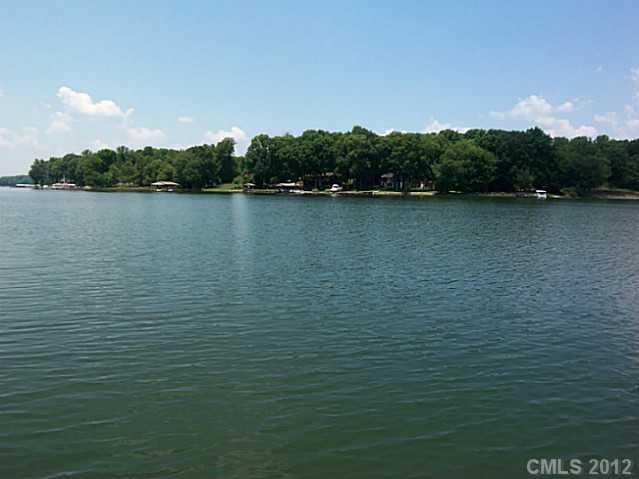368 Oak Tree Road Mooresville, NC 28117 - Photo 4 of 16 Gallery Image 4