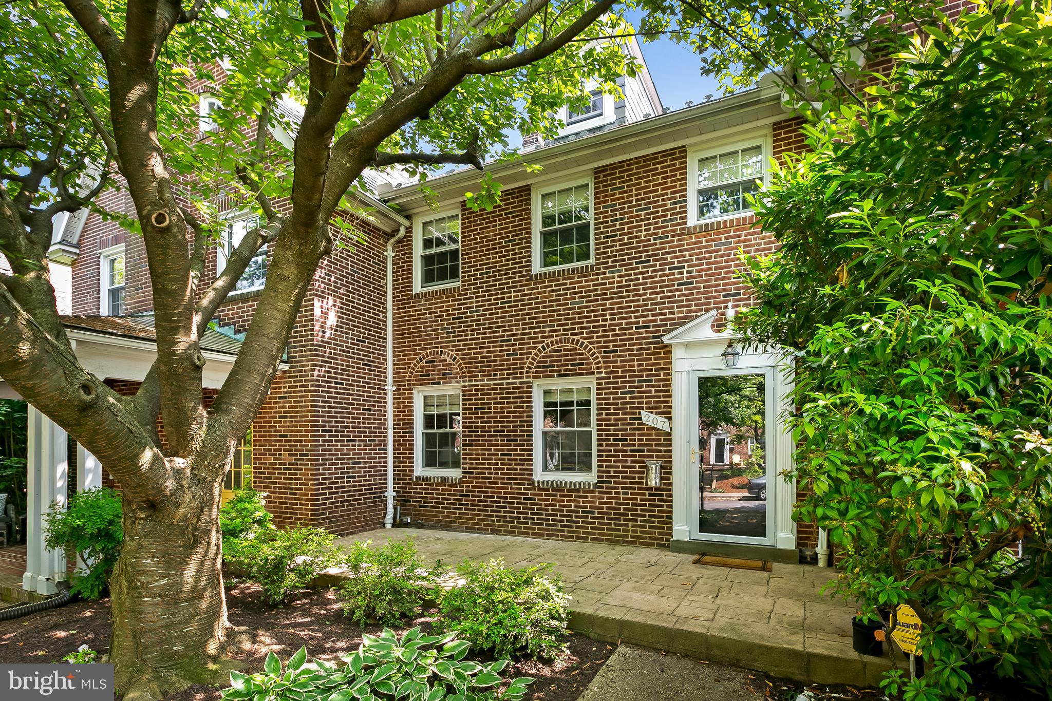 207 Hopkins Road Baltimore, MD 21212 - Photo 1 of 52