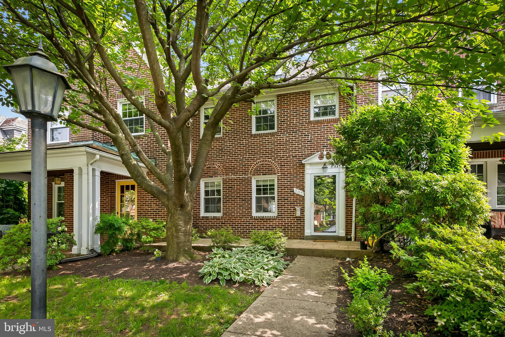 207 Hopkins Road Baltimore, MD 21212 - Photo 2 of 52