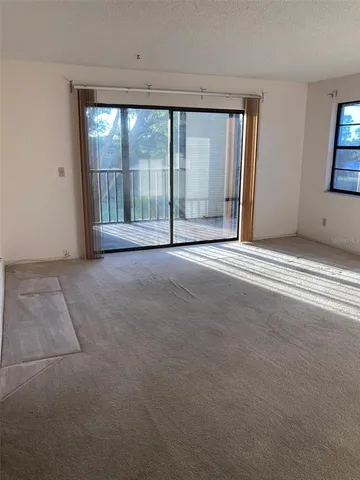 $164,900 | 8198 Terrace Garden Drive North, Unit 211, St. Petersburg, FL 33709