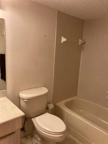 $164,900 | 8198 Terrace Garden Drive North, Unit 211, St. Petersburg, FL 33709