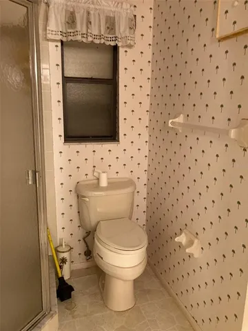 $164,900 | 8198 Terrace Garden Drive North, Unit 211, St. Petersburg, FL 33709