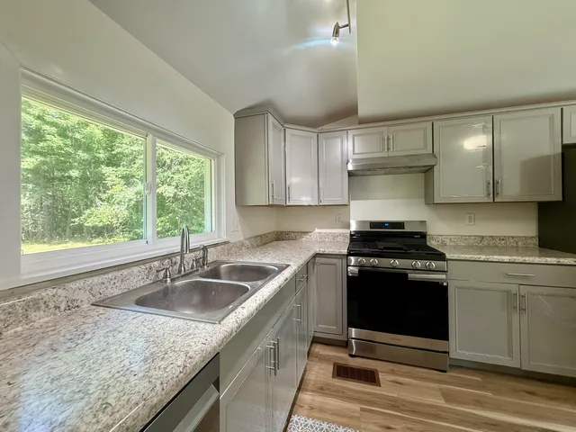 $224,900 | 445 South Street, Calais, ME 04619