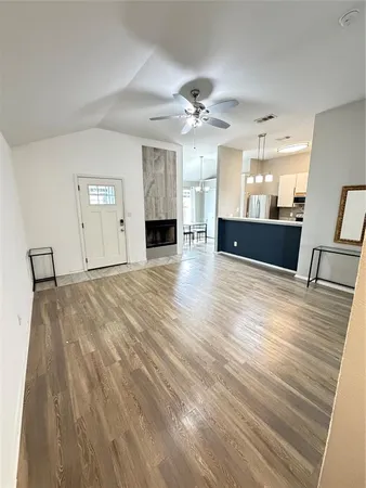 $1,800 | 2814 Sherry Street, Arlington, TX 76014