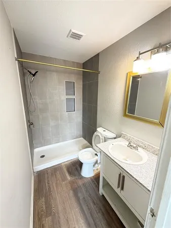 $1,800 | 2814 Sherry Street, Arlington, TX 76014