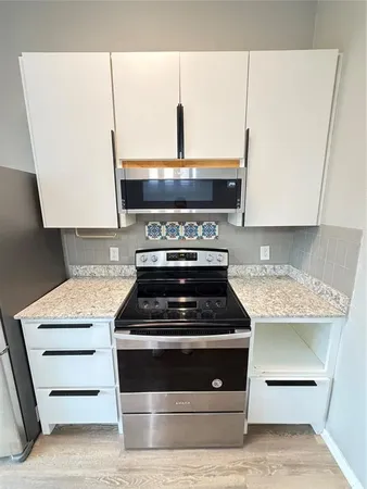 $1,800 | 2814 Sherry Street, Arlington, TX 76014