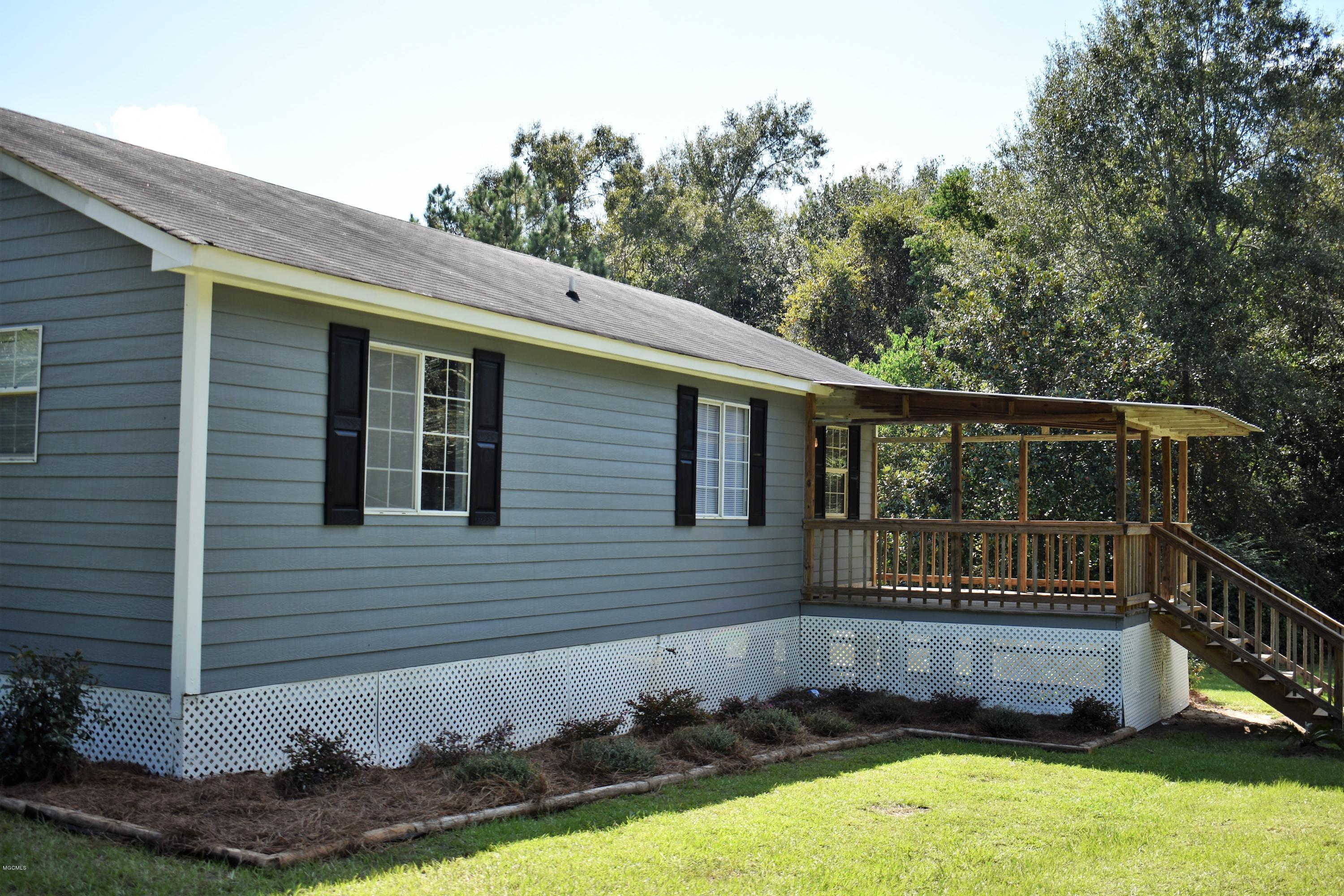 209 Movella Church Road Lucedale, MS 39452 - Photo 2 of 21 DSC_0204