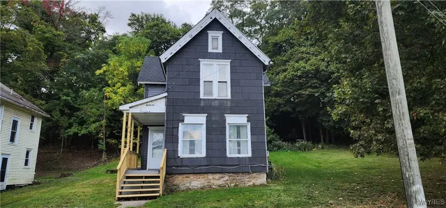 $169,900 | 14 Glenwood Avenue, Lockport City, NY 14094