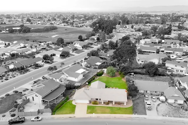 $784,900 | 1401 Oak Knoll Road, Santa Maria, CA 93455