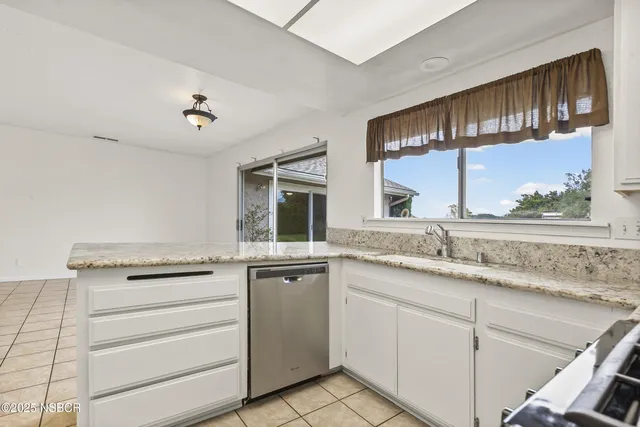 $784,900 | 1401 Oak Knoll Road, Santa Maria, CA 93455