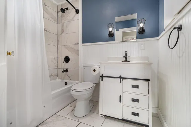 $279,000 | 1725 Nichols Road, Kalamazoo, MI 49006