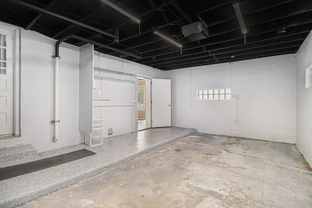 $279,000 | 1725 Nichols Road, Kalamazoo, MI 49006