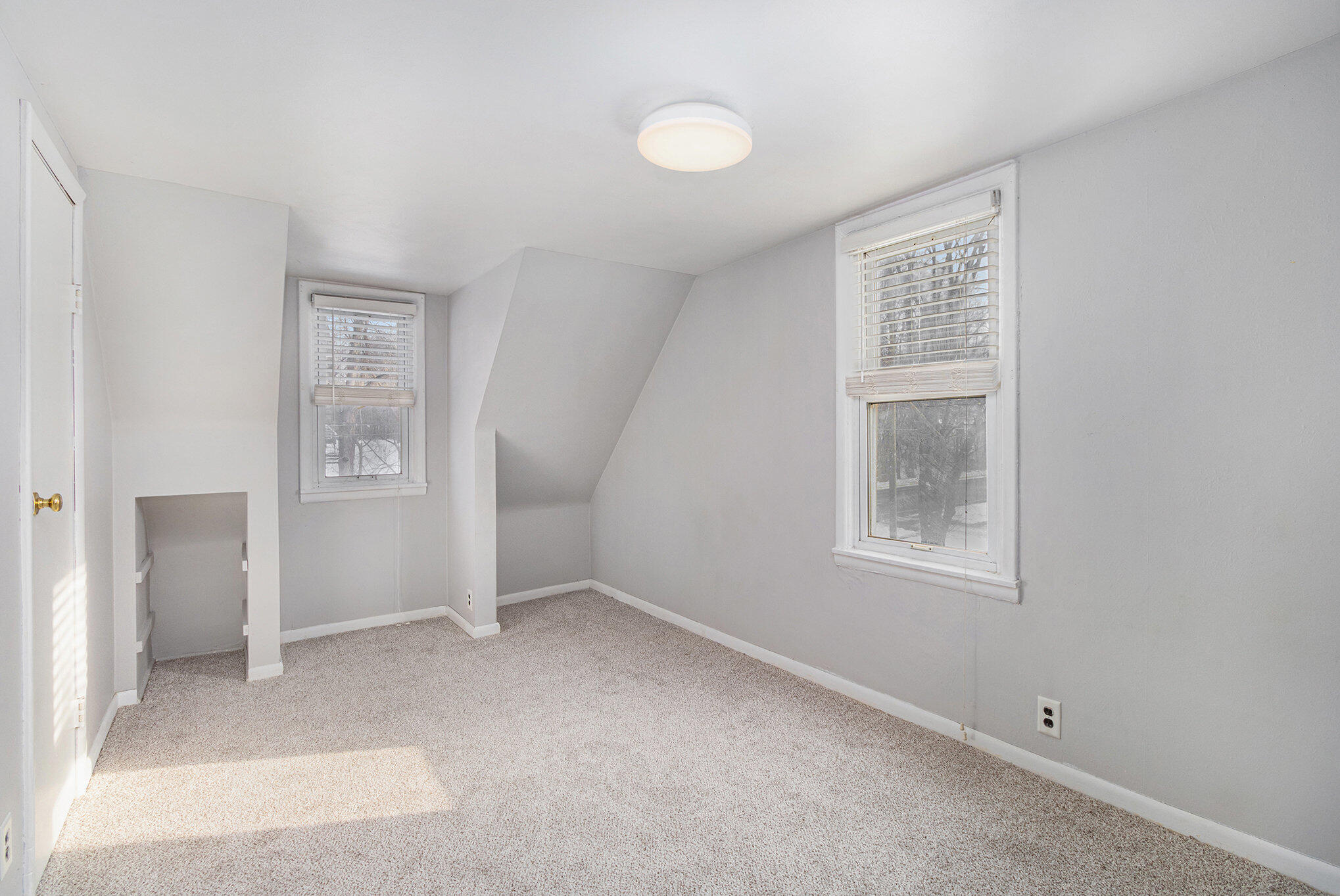 1725 Nichols Road Kalamazoo, MI 49006 - Photo 21 of 29 1725 Nichols Road