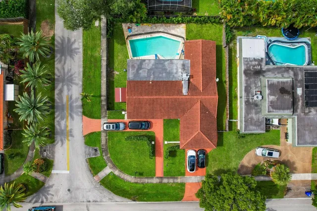 $1,175,000 | 3500 North 46th Avenue, Hollywood, FL 33021