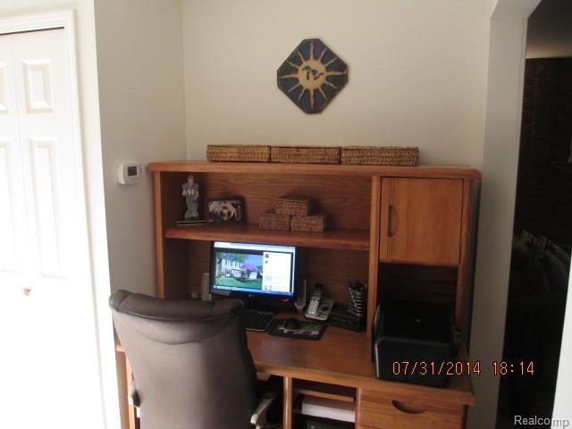 14526 Riverside Drive Livonia, MI 48154 - Photo 31 of 53 080314 170.jpg