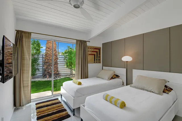 $1,625,000 | 2101 North Berne Drive, Palm Springs, CA 92262