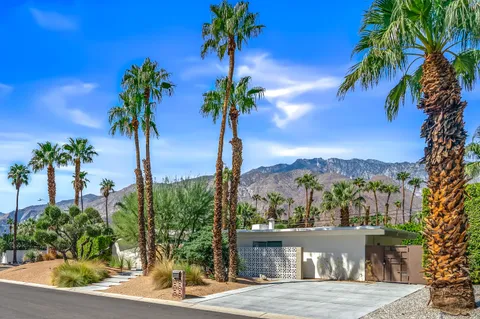 $1,625,000 | 2101 North Berne Drive, Palm Springs, CA 92262
