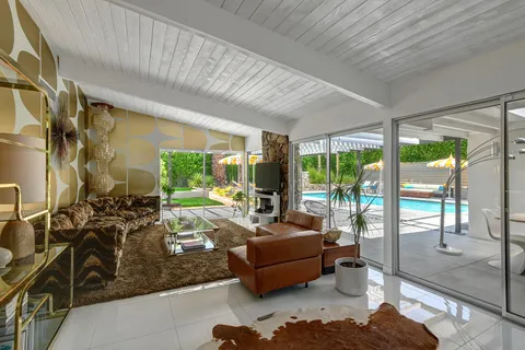 $1,625,000 | 2101 North Berne Drive, Palm Springs, CA 92262