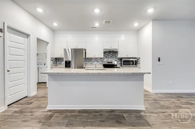 $2,900 | 108 Bottlebrush Drive, Bloomingdale, GA 31302