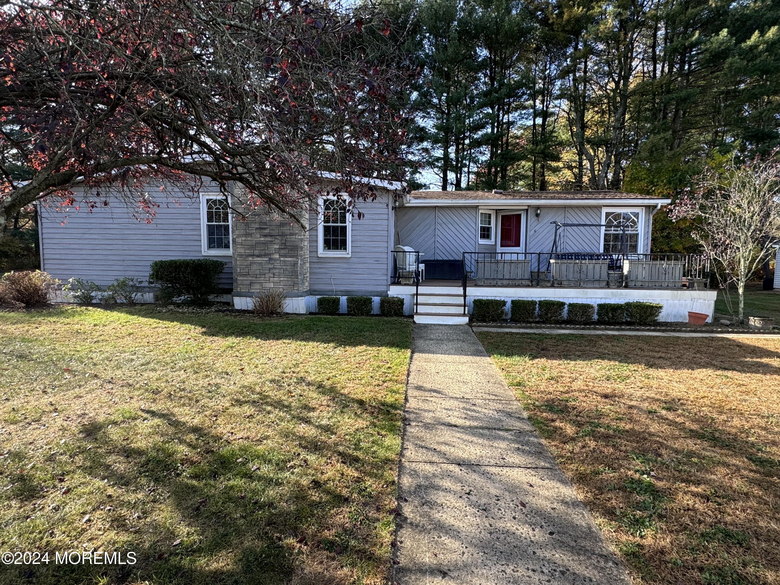 516 Rosalind Road Freehold, NJ 07728 - Photo 2 of 10 Front 516