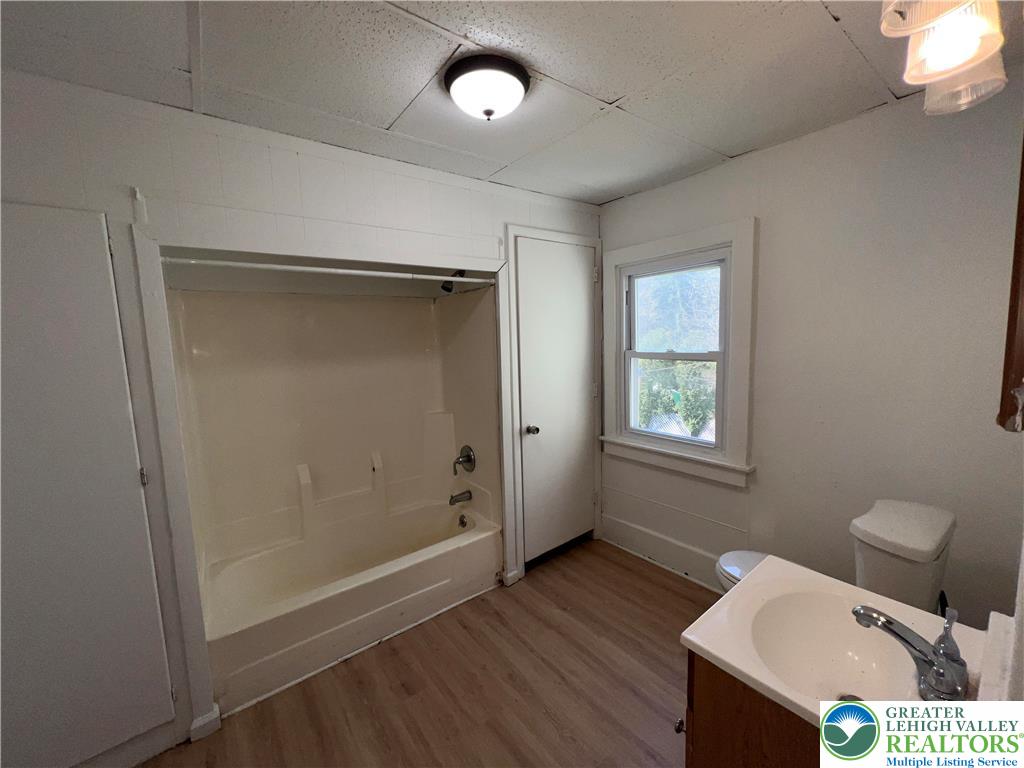 313 Main Street, Unit 1 Slatington, PA 18080 - Photo 4 of 14