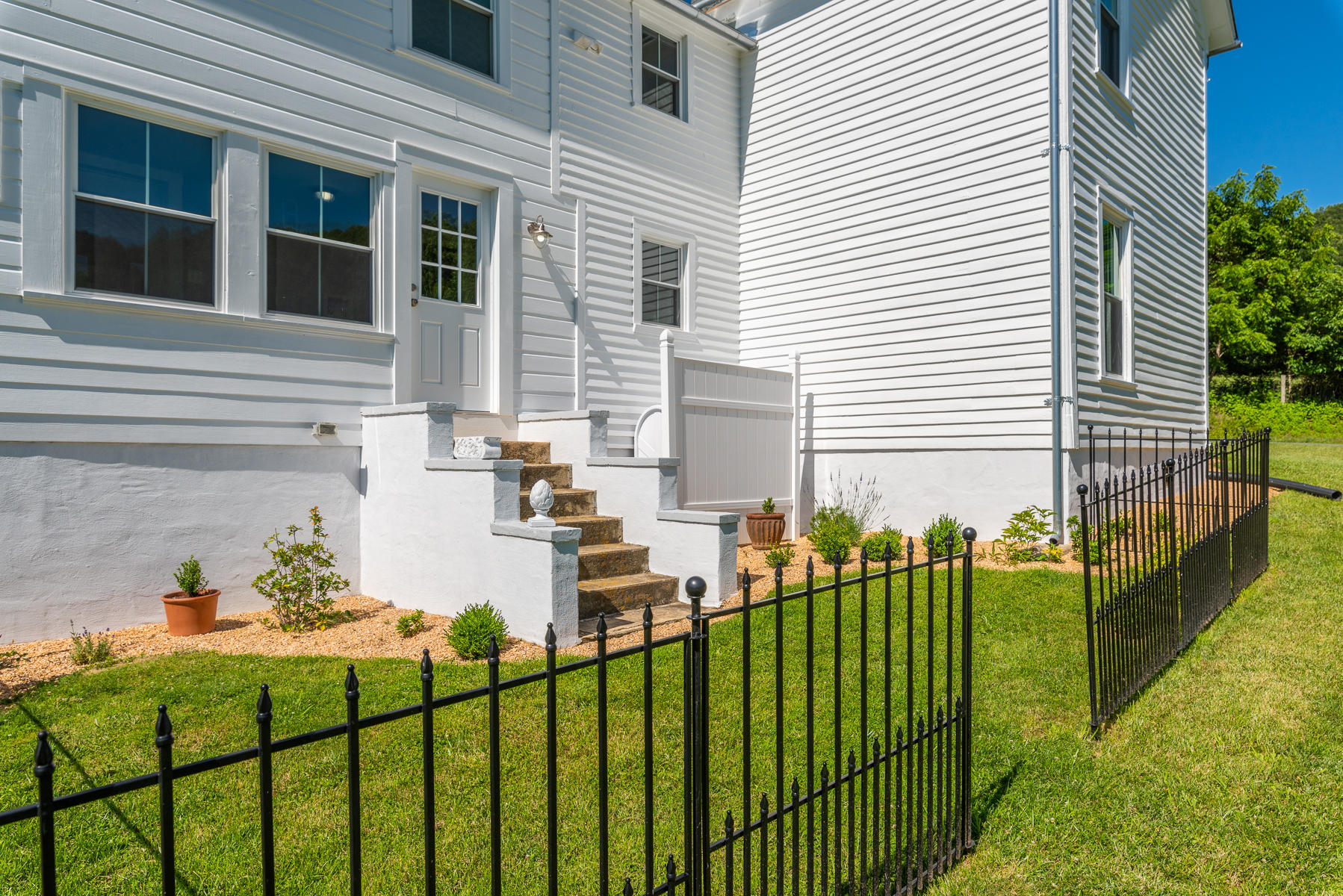741 Smokey Row Road Lexington, VA 24450 - Photo 36 of 46 DSC_5195