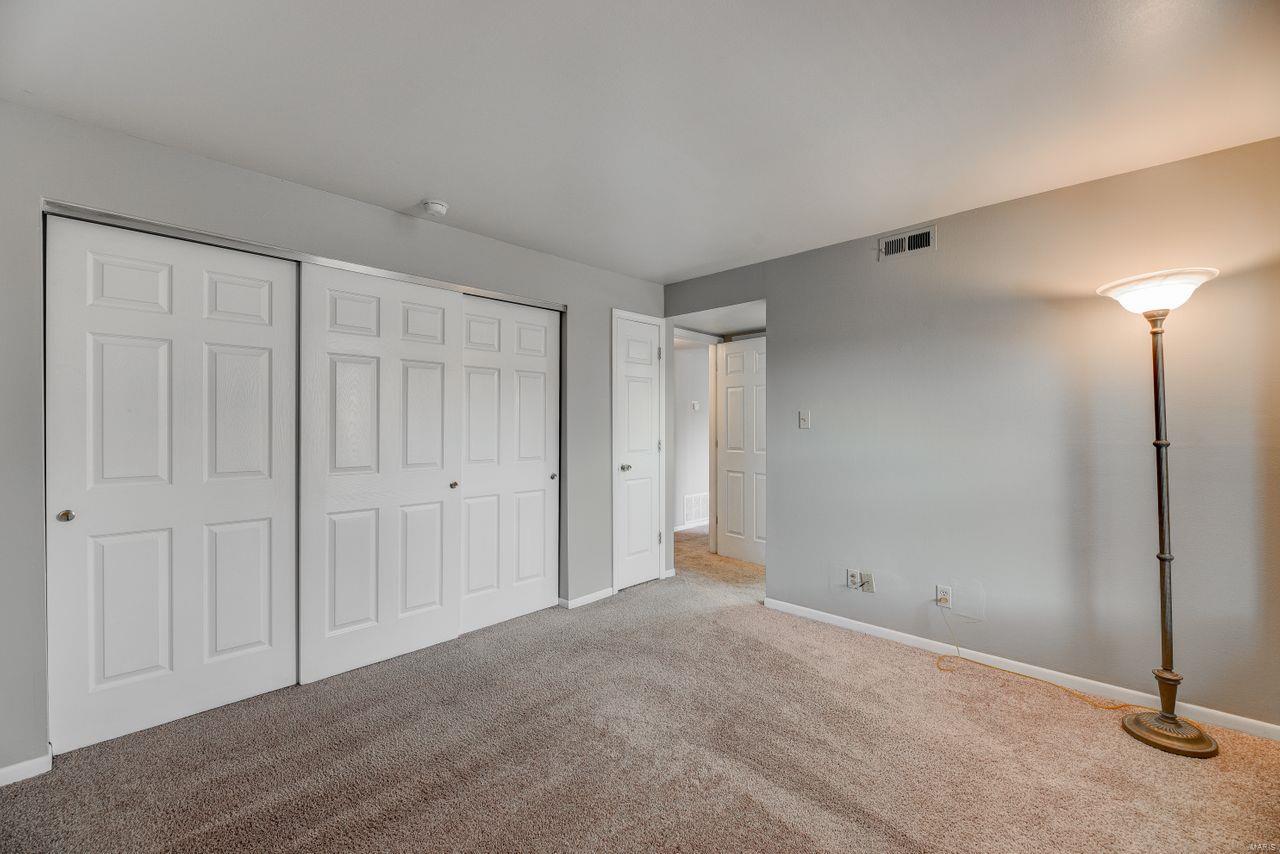 708 Ridgeside Drive, Unit G Ballwin, MO 63021 - Photo 14 of 25 Gallery Image 14