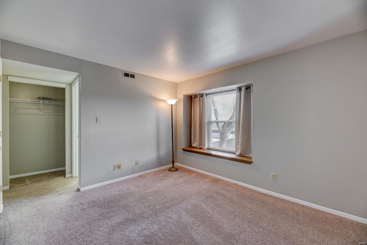 708 Ridgeside Drive, Unit G Ballwin, MO 63021 - Photo 16 of 25 Gallery Image 16