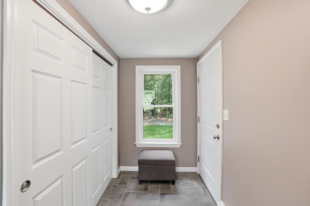 61 Stoney Weir Road Halifax, MA 02338 - Photo 18 of 42