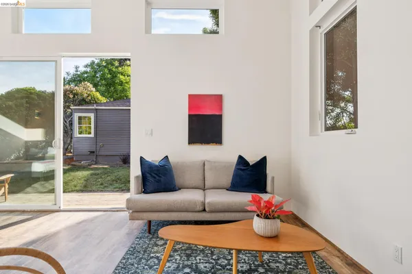 $679,000 | 738 Ventura Street, Richmond, CA 94805