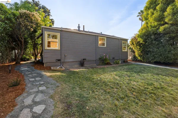 $679,000 | 738 Ventura Street, Richmond, CA 94805