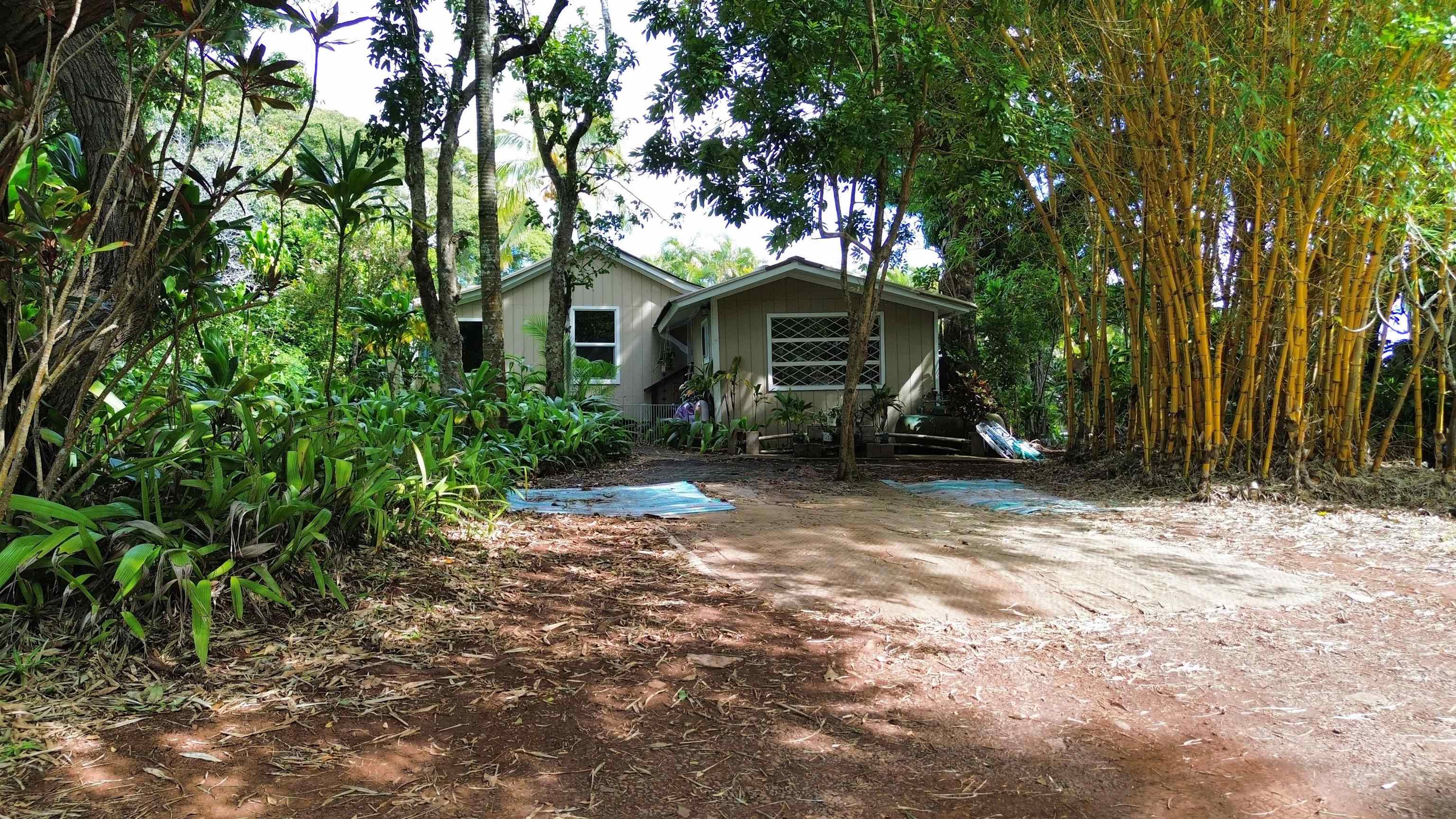 2615 Kaupakalua Road Haiku, HI 96708 - Photo 35 of 47 Plantation House