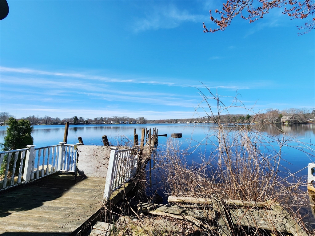 14 Nipmuc Road Framingham, MA 01702 - Photo 1 of 21 Gallery Image 1