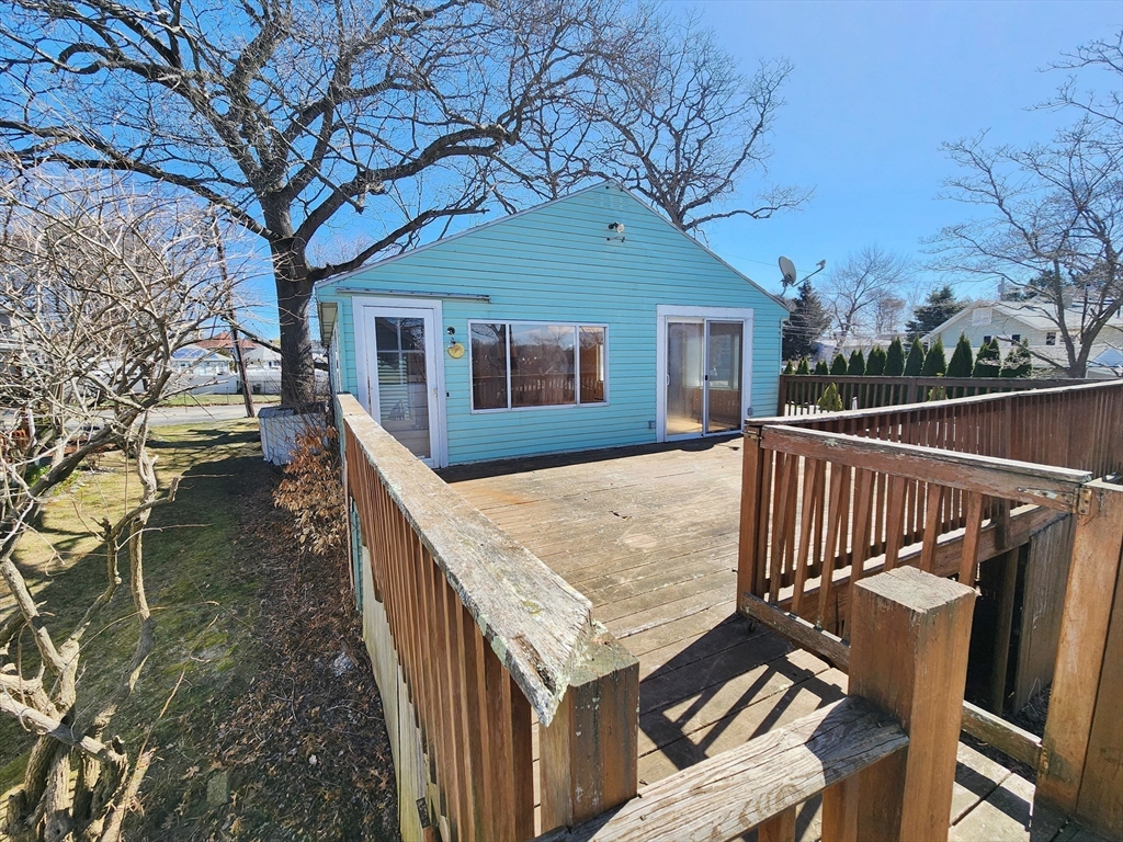 14 Nipmuc Road Framingham, MA 01702 - Photo 5 of 21 Gallery Image 5
