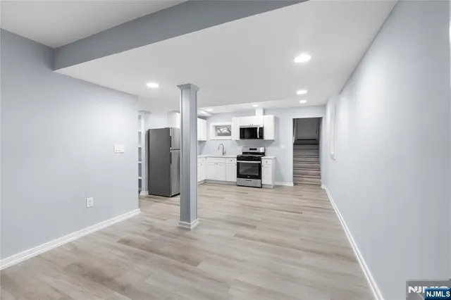 $2,400 | 184 High Street, Unit G, Hackensack, NJ 07601