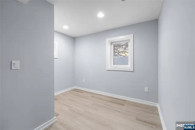 $2,400 | 184 High Street, Unit G, Hackensack, NJ 07601