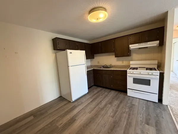 $1,850 | 134 Mammoth Road, Unit 29, Hooksett, NH 03106