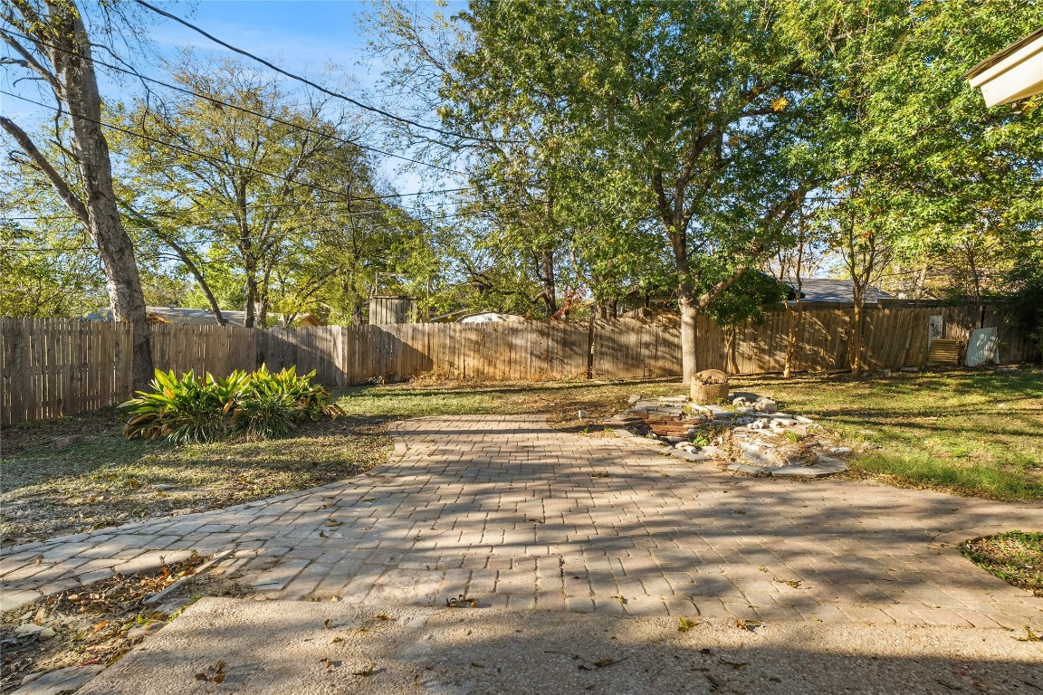 6710 Kings Point West Austin, TX 78723 - Photo 30 of 40 a view of yard along with trees
