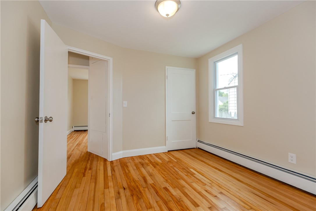 34 Wasaga Road Pawtucket, RI 02861 - Photo 14 of 30 Bedroom 1