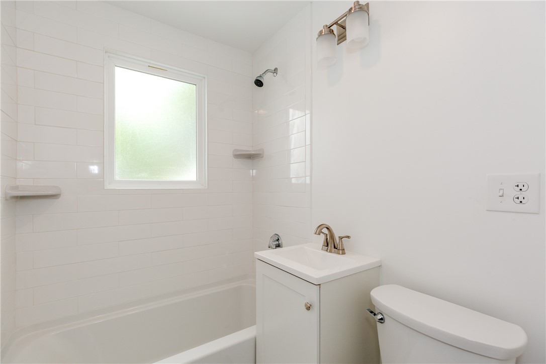 34 Wasaga Road Pawtucket, RI 02861 - Photo 15 of 30 Main level bathroom