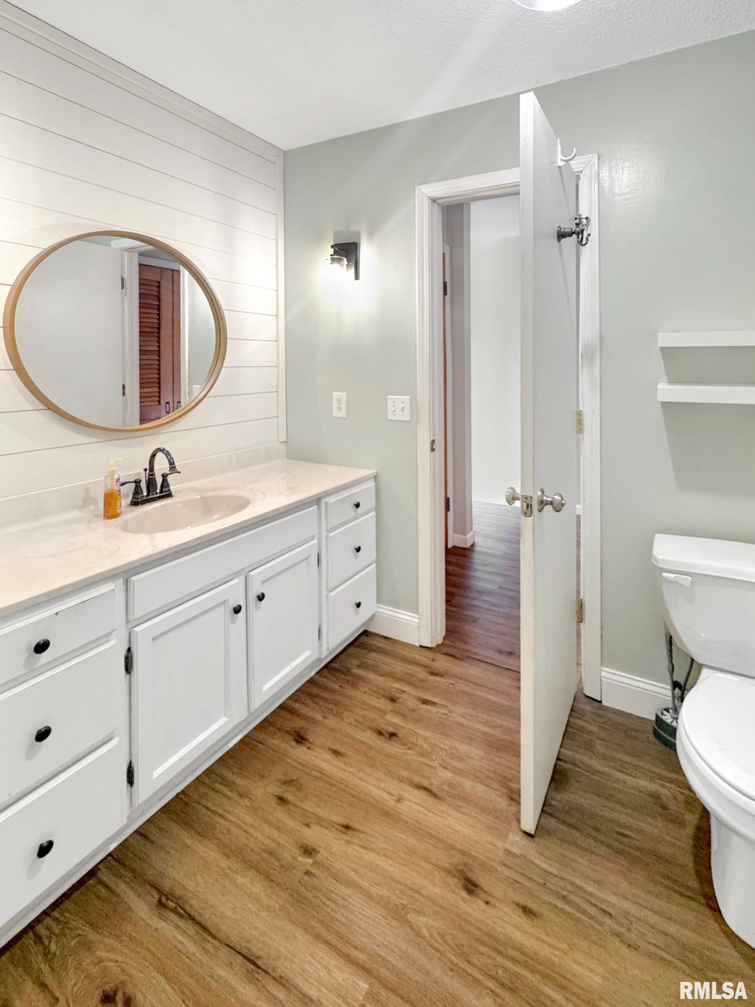 305 Walnut Street Mount Sterling, IL 62353 - Photo 11 of 17