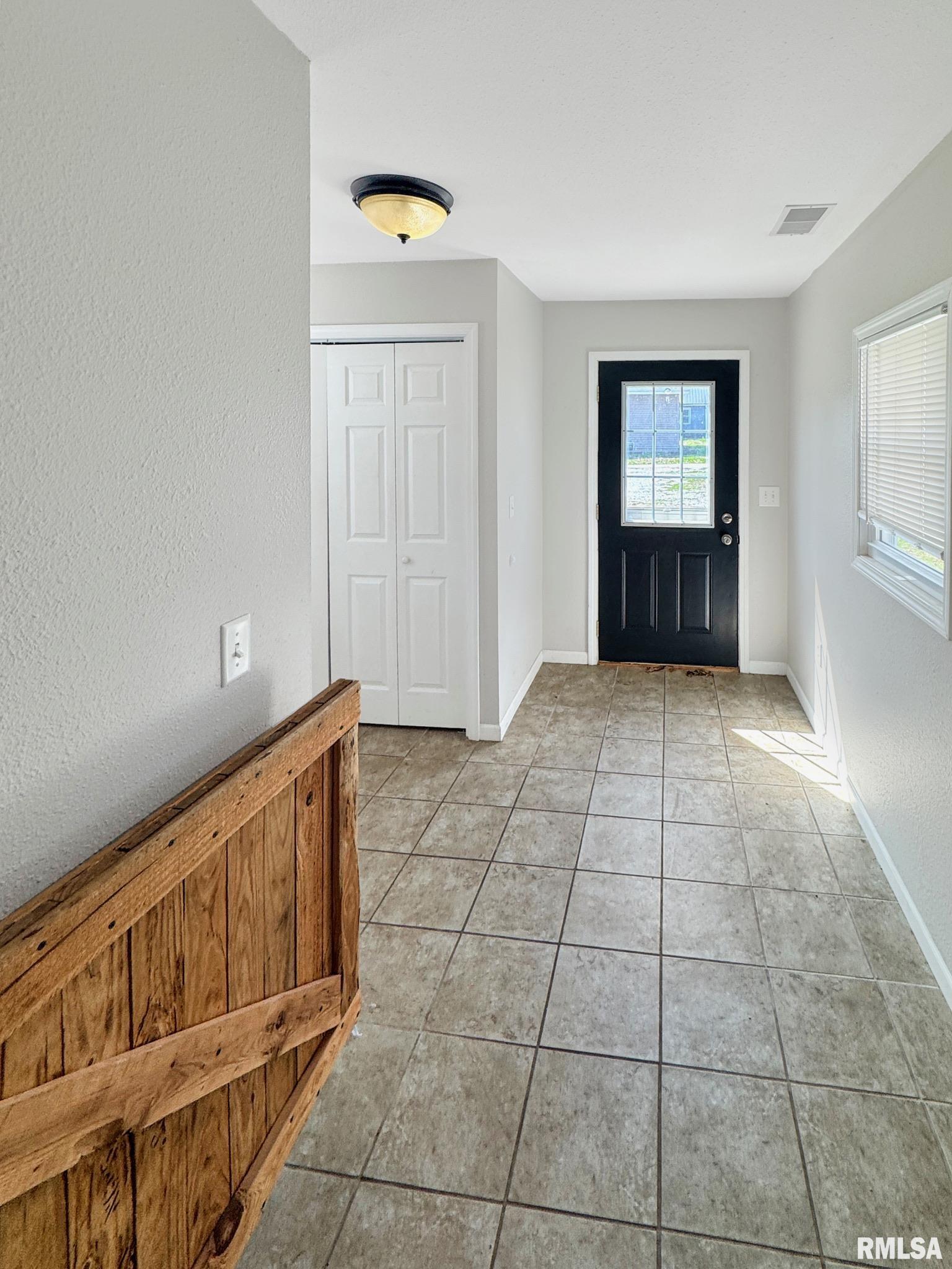 305 Walnut Street Mount Sterling, IL 62353 - Photo 12 of 17