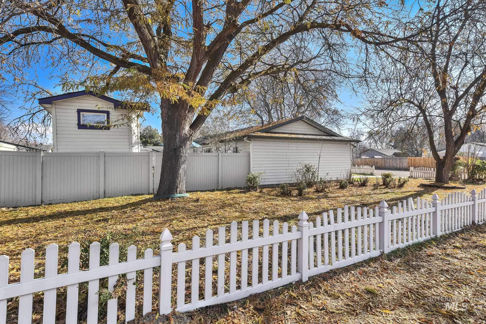 901 East 2nd Street South Middleton, ID 83644 - Photo 41 of 50 View of fenced backyard