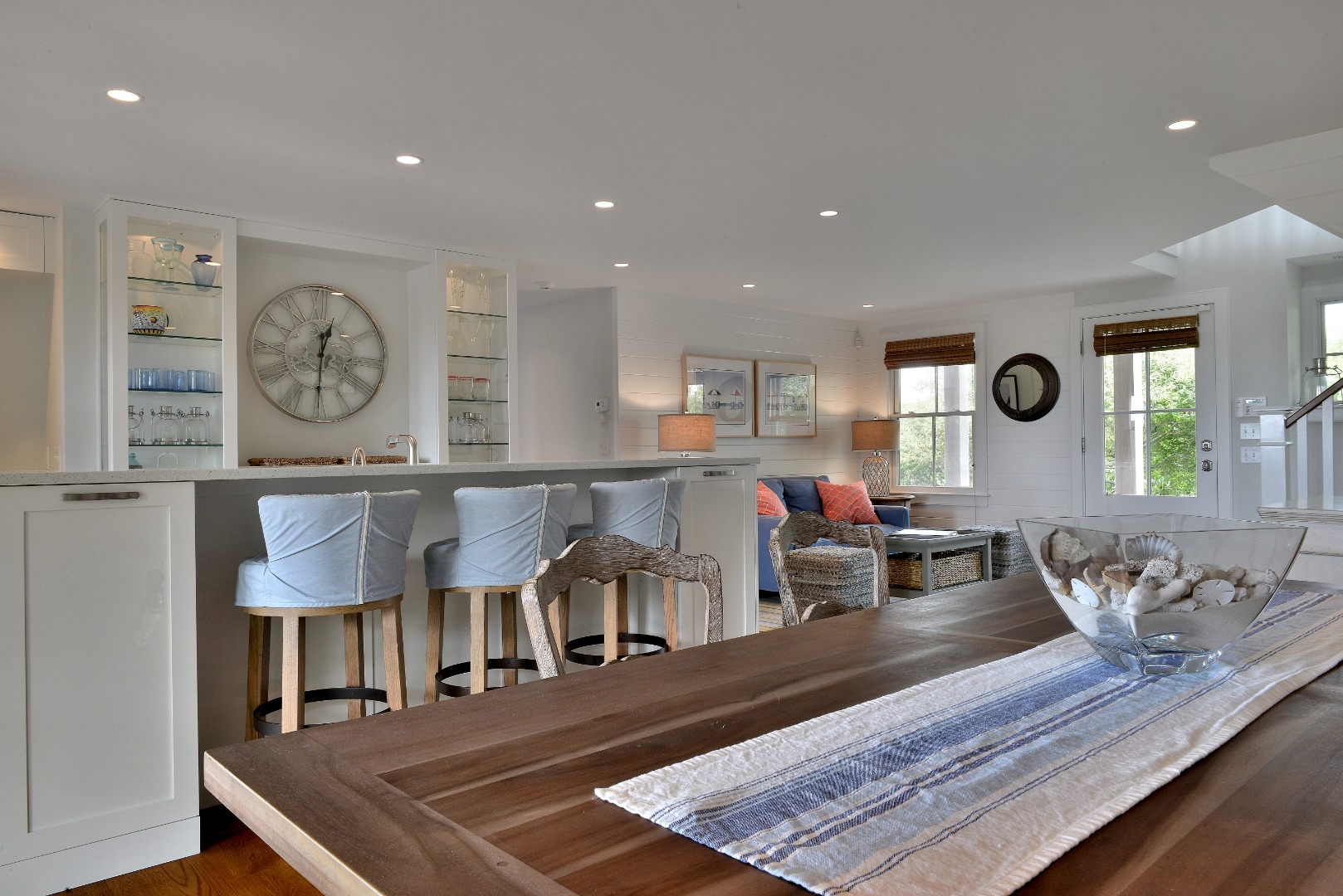 11 Columbus Avenue Nantucket, MA 02554 - Photo 9 of 42