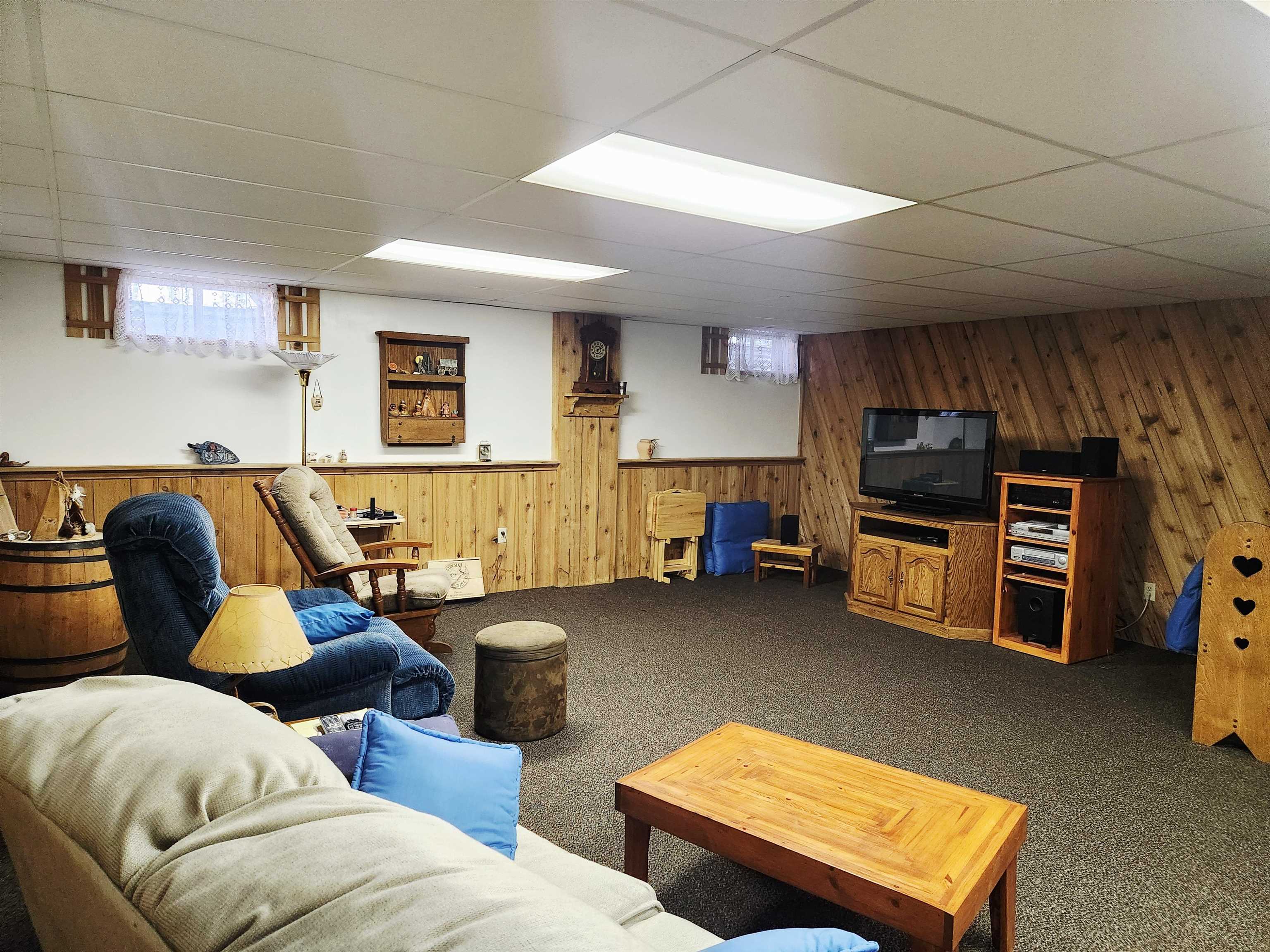 W2998 Ledge Road Mount Calvary, WI 53057 - Photo 8 of 15 Gallery Image 8