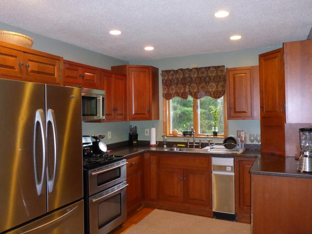 46 Hillside Acres Walpole, NH 03608 - Photo 2 of 26